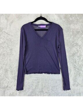 Wonder Woman Y2K T-Shirt Womens M Purple Mesh V Neck Long Sleeve Lettuce Hem Top